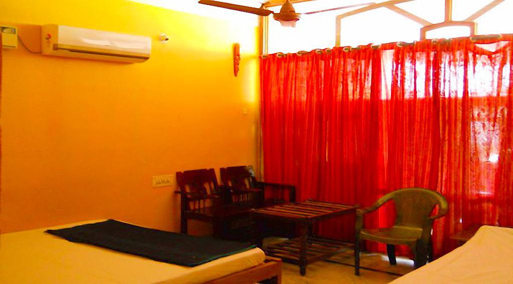 Sri Devi Comforts Hotel Chikmagalur Luaran gambar