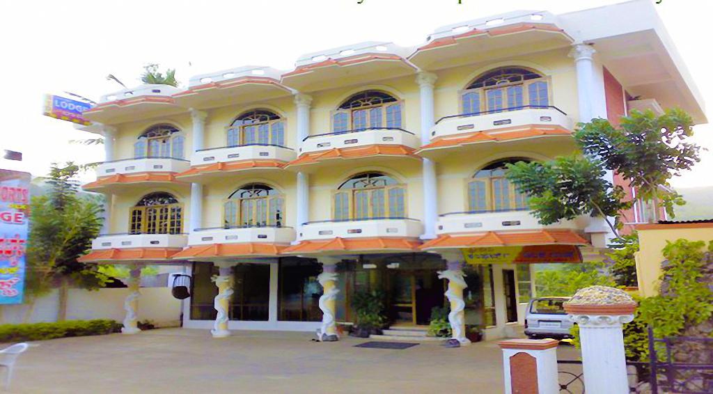 Sri Devi Comforts Hotel Chikmagalur Luaran gambar