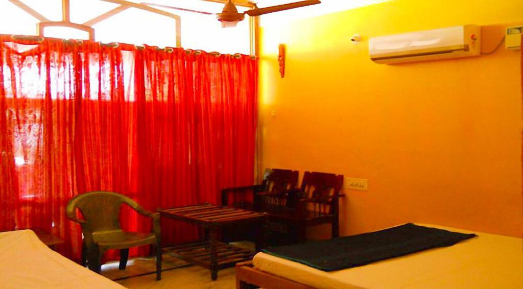 Sri Devi Comforts Hotel Chikmagalur Luaran gambar