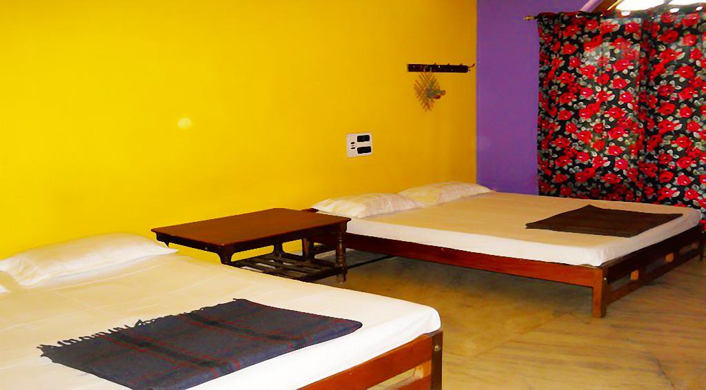 Sri Devi Comforts Hotel Chikmagalur Luaran gambar